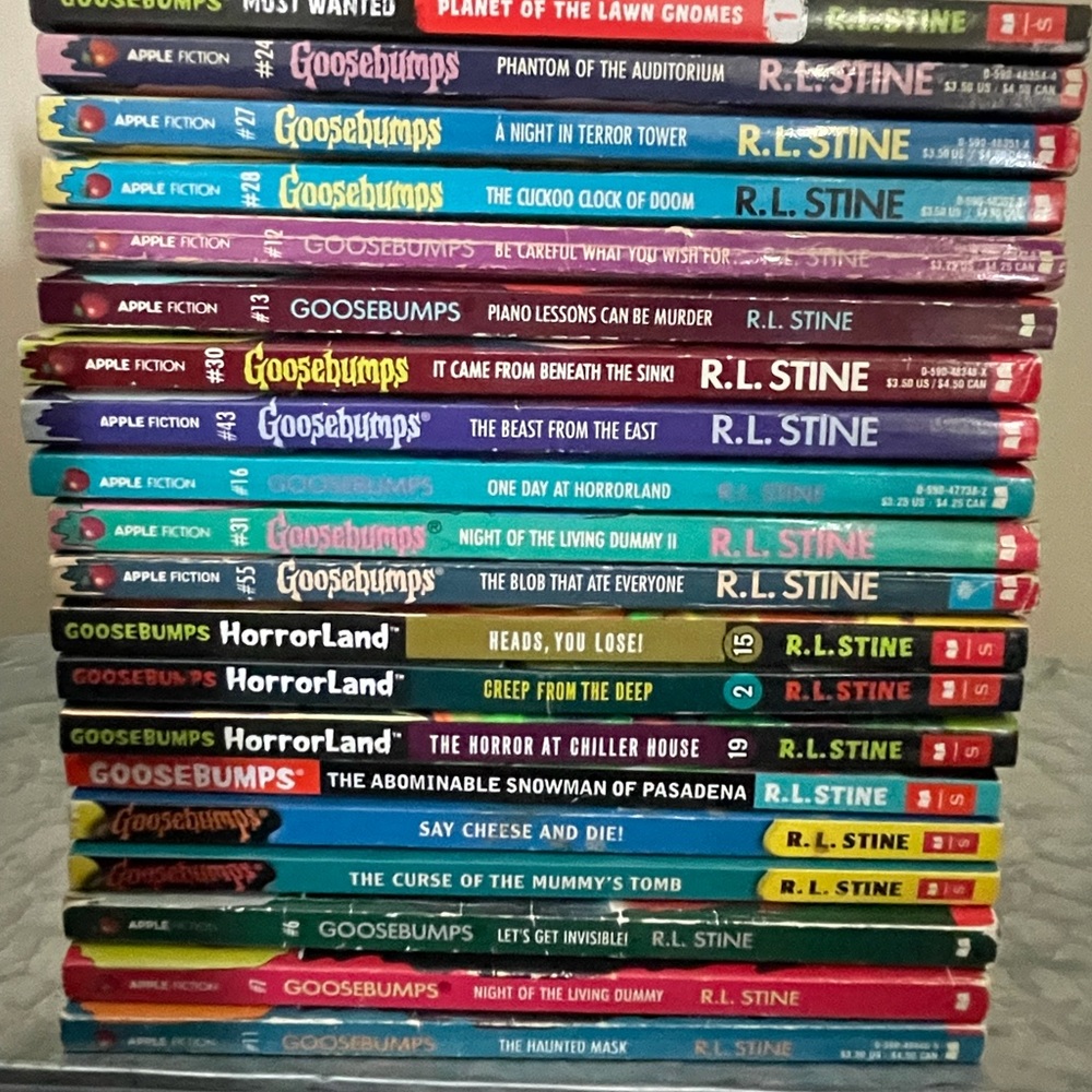Goosebumps 20 Book Lot.